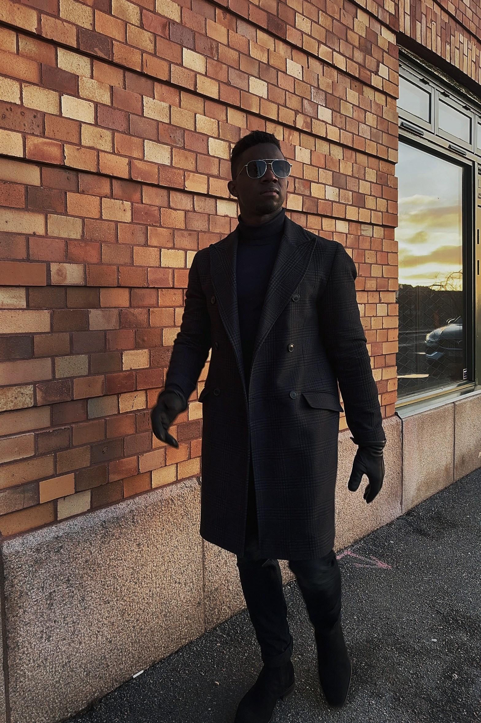 Reiss London double-breasted coat styled with gloves and sunglasses — men’s autumn outerwear essential. Lance Slate Autumn Style.